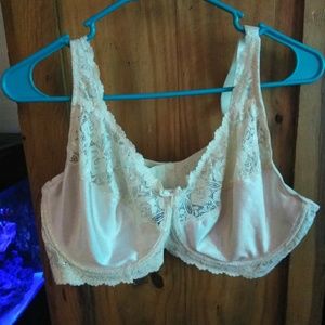 Women's brand new bra 44c